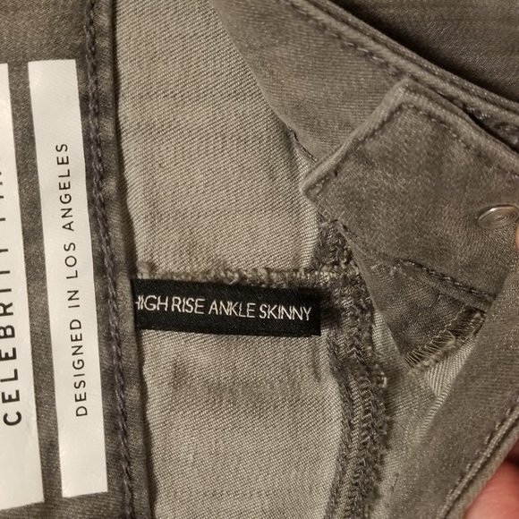 Grey highwasited denim jeans - Picture 3 of 8